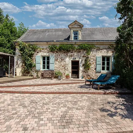 Roche-Loire Villa Le Thoureil Exterior photo