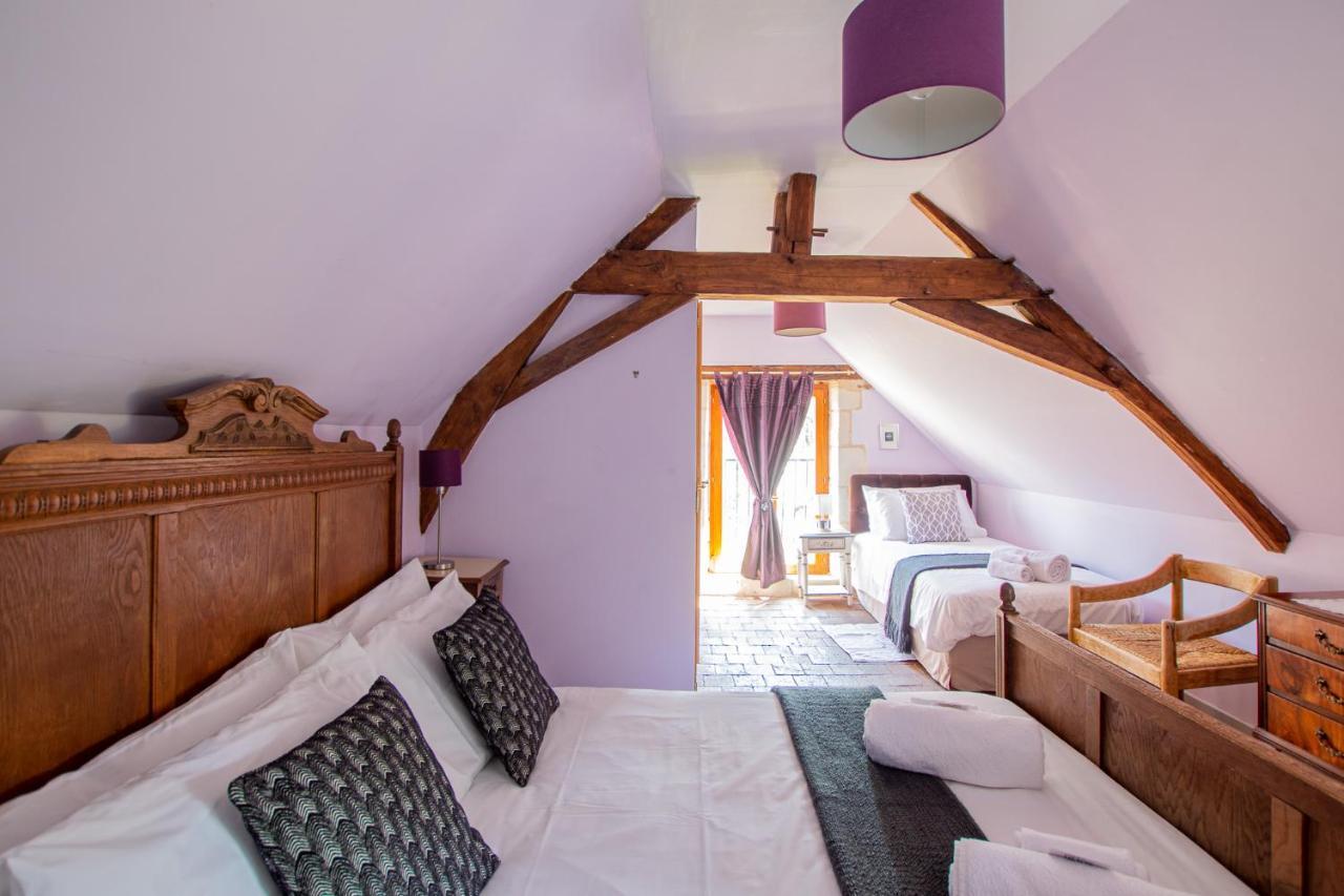 Roche-loire Holiday home