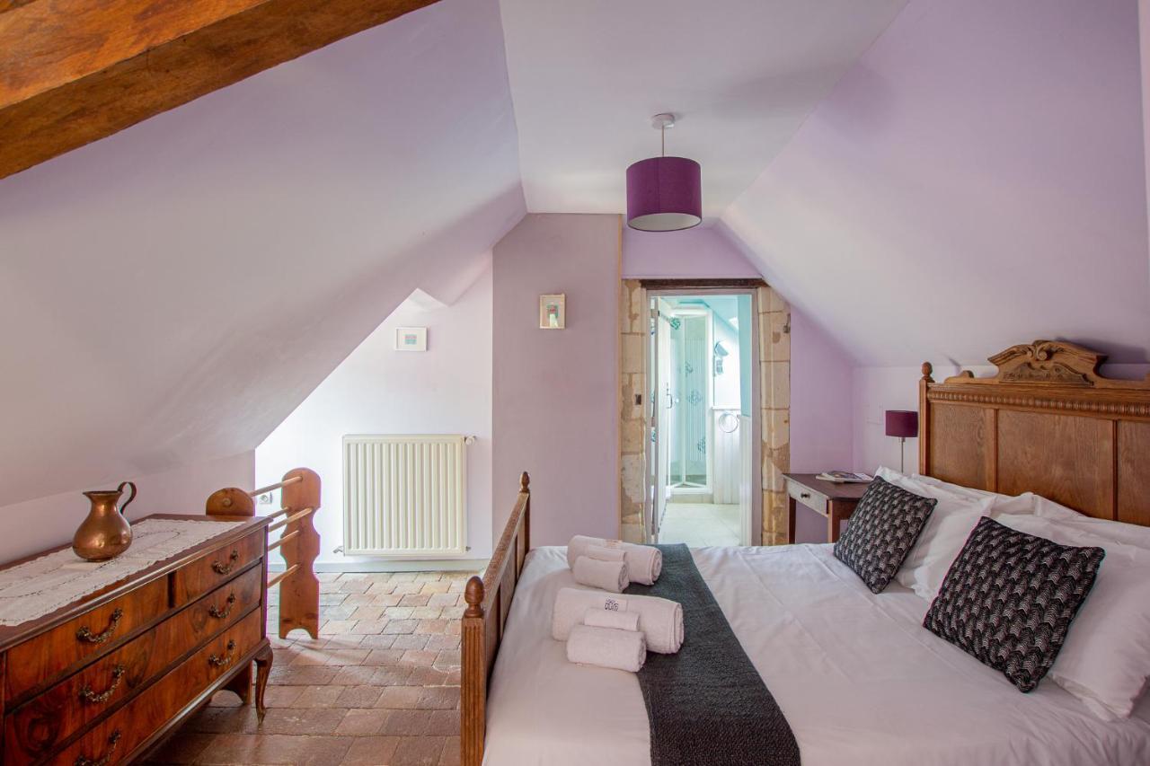 Roche-loire Holiday home *