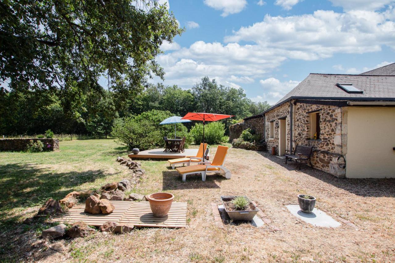Roche-loire Holiday home *
